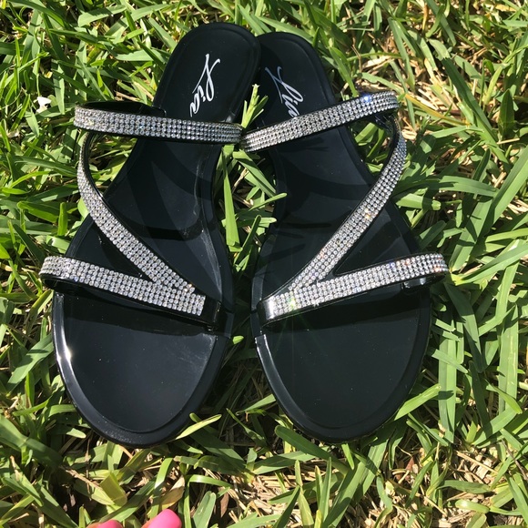 Shoes - Black Rhinestone accent Sandal **New**